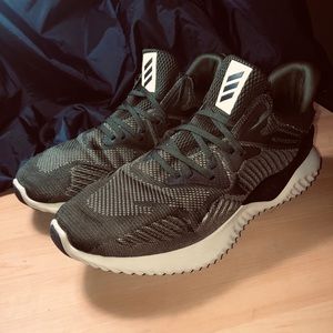 Adidas Alpha 3 Bounce Shoes men’s size 11
